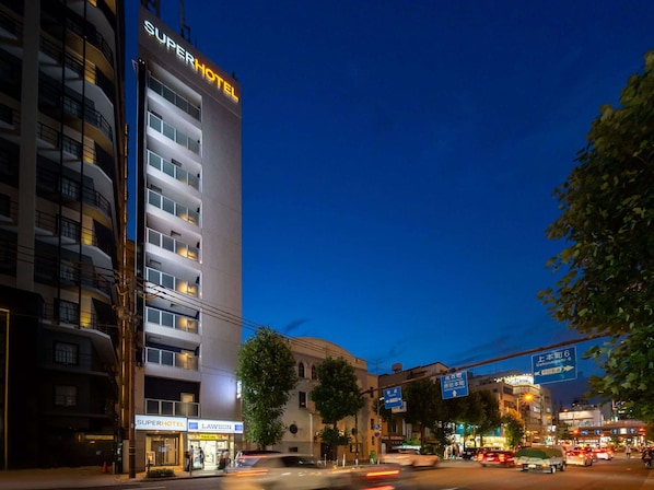 Exterior - Super Namba Nipponbashi (Osaka)