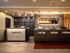 Lobby - Super Namba Nipponbashi (Osaka)