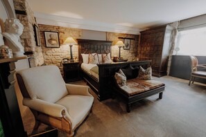 Executive Room | Individually decorated, iron/ironing board, free WiFi, bed sheets - The Bull And Swan (Stamford)