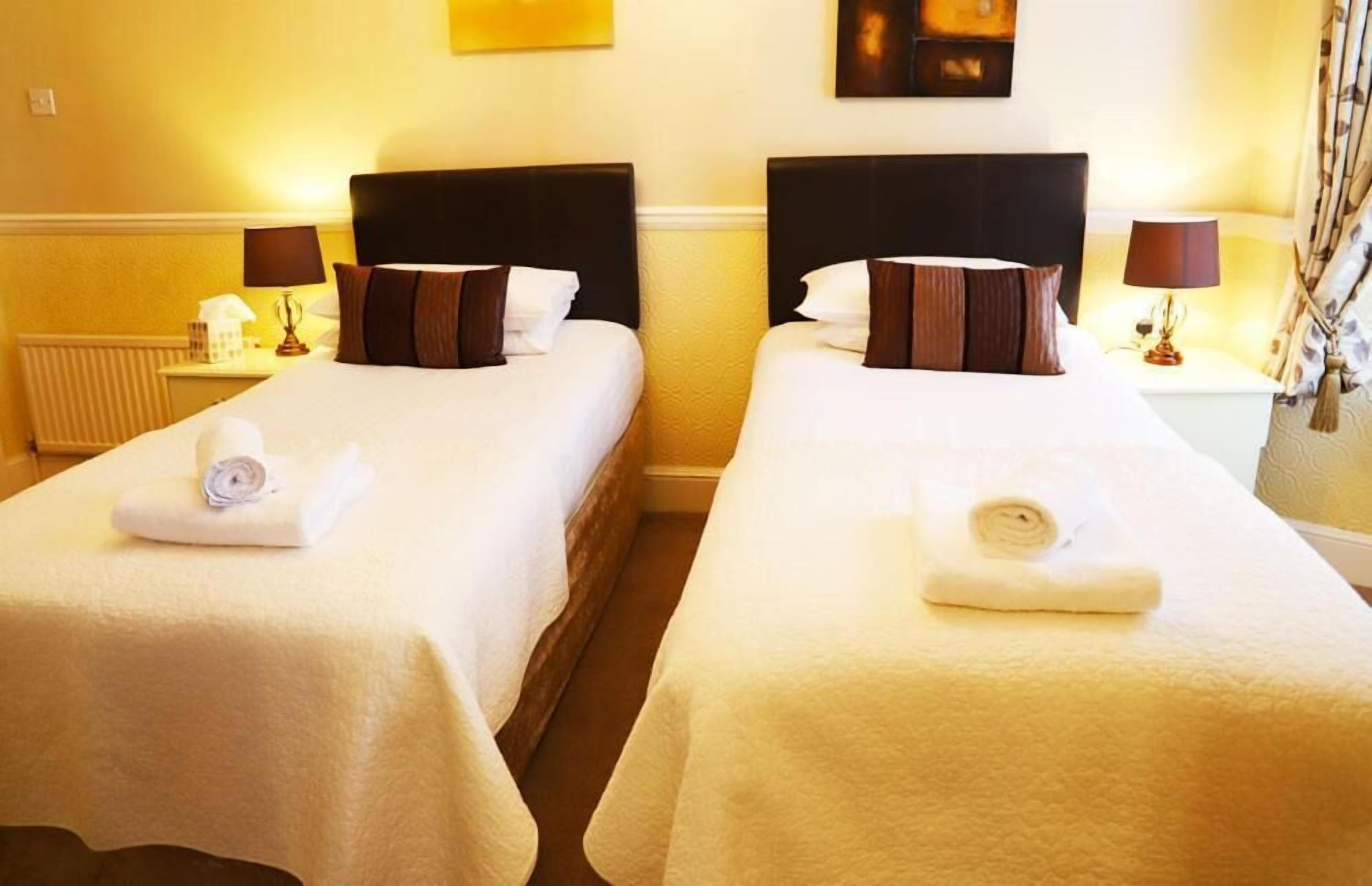 Peralatan tempat tidur hipoalergenik, dihias secara berasingan 