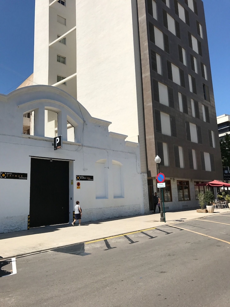 Hotel Doña Lola photo 2