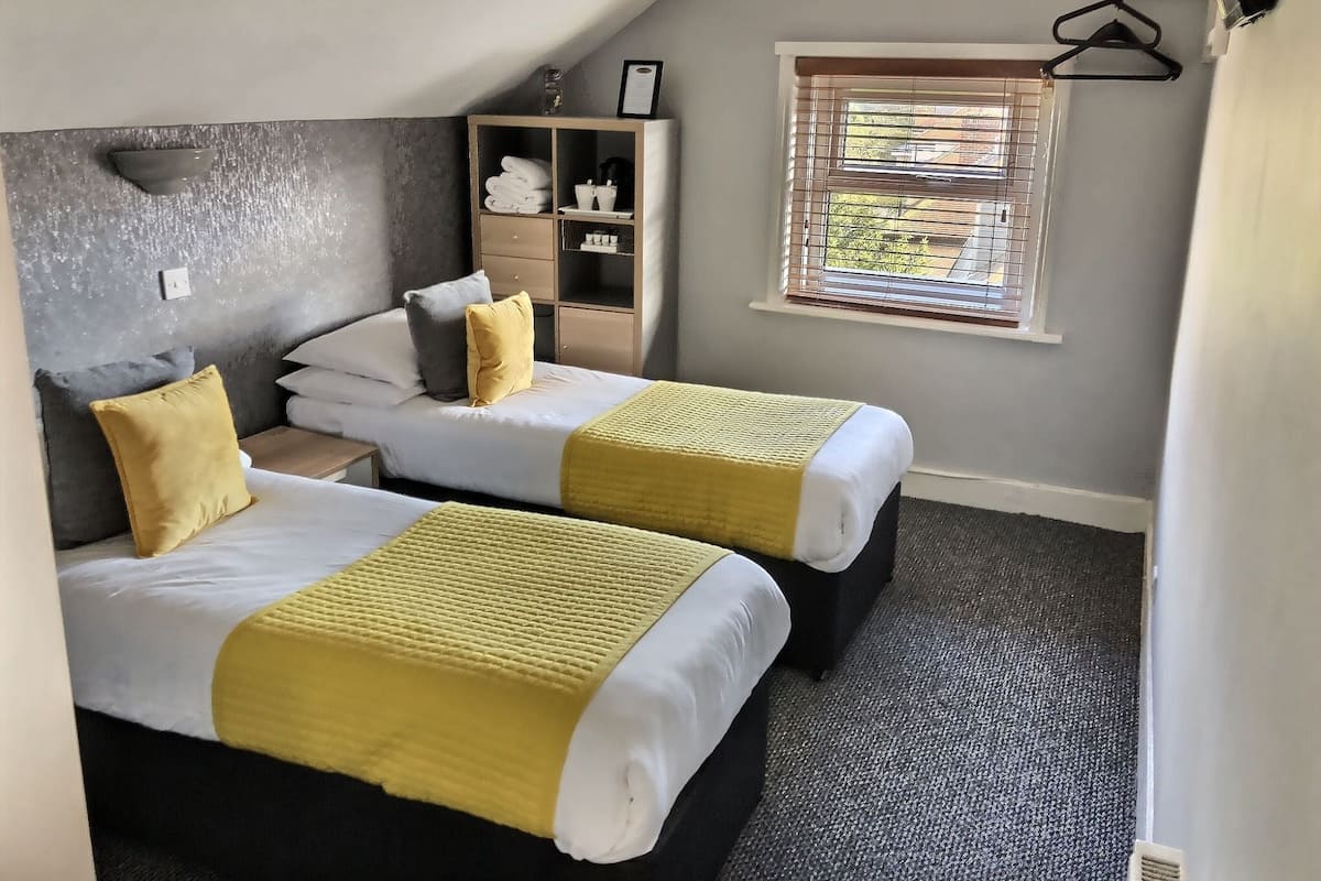 Blackout curtains, travel cot, free WiFi, bed sheets