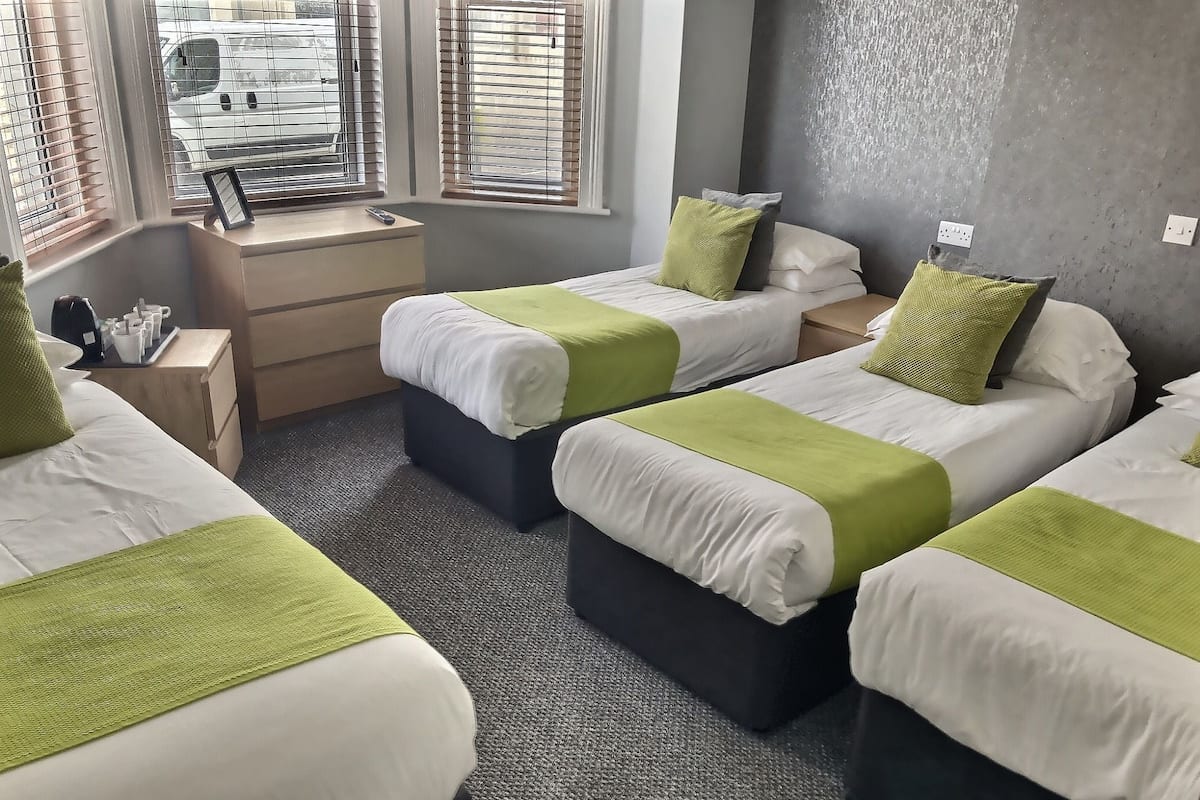 Blackout curtains, travel cot, free WiFi, bed sheets