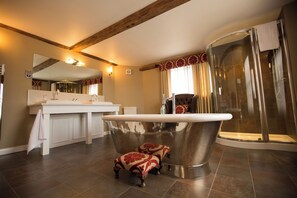 Suite Supérieure | Salle de bain