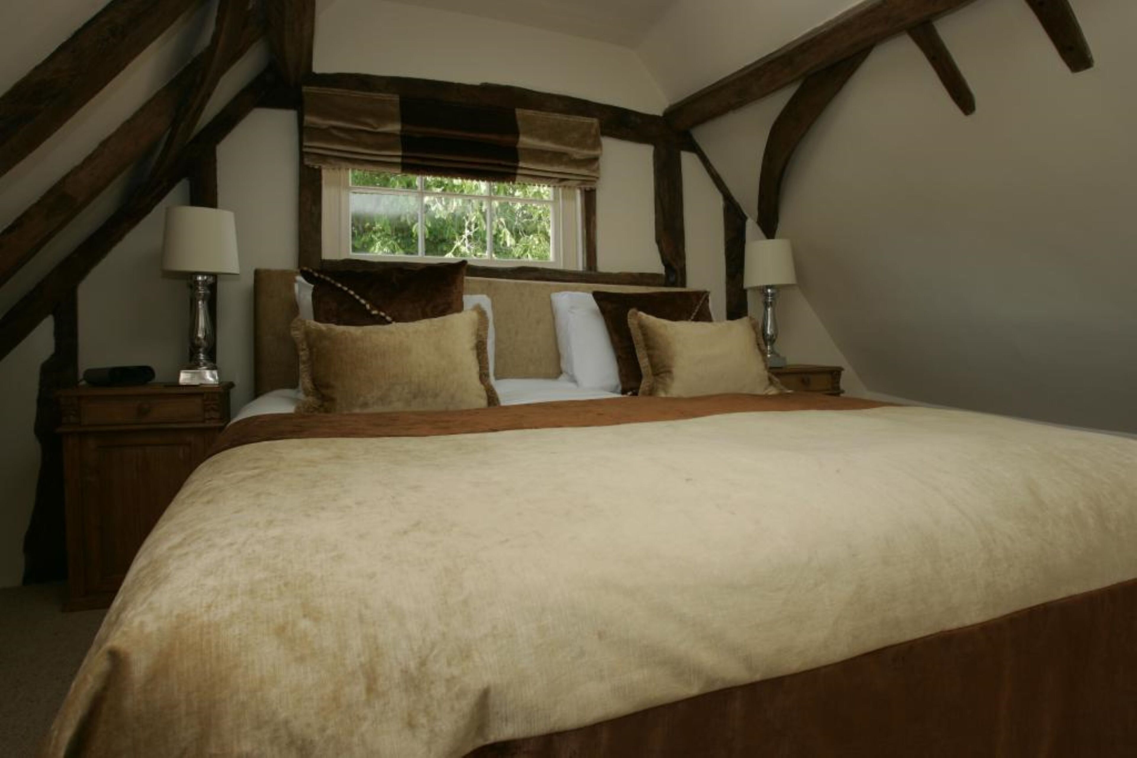 suite | minibar, individually decorated, individually furnished, desk