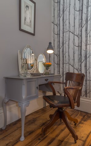 Luxury Suite, 1 Bedroom, Garden View - Ravenhurst Bed and Breakfast (Cheltenham)