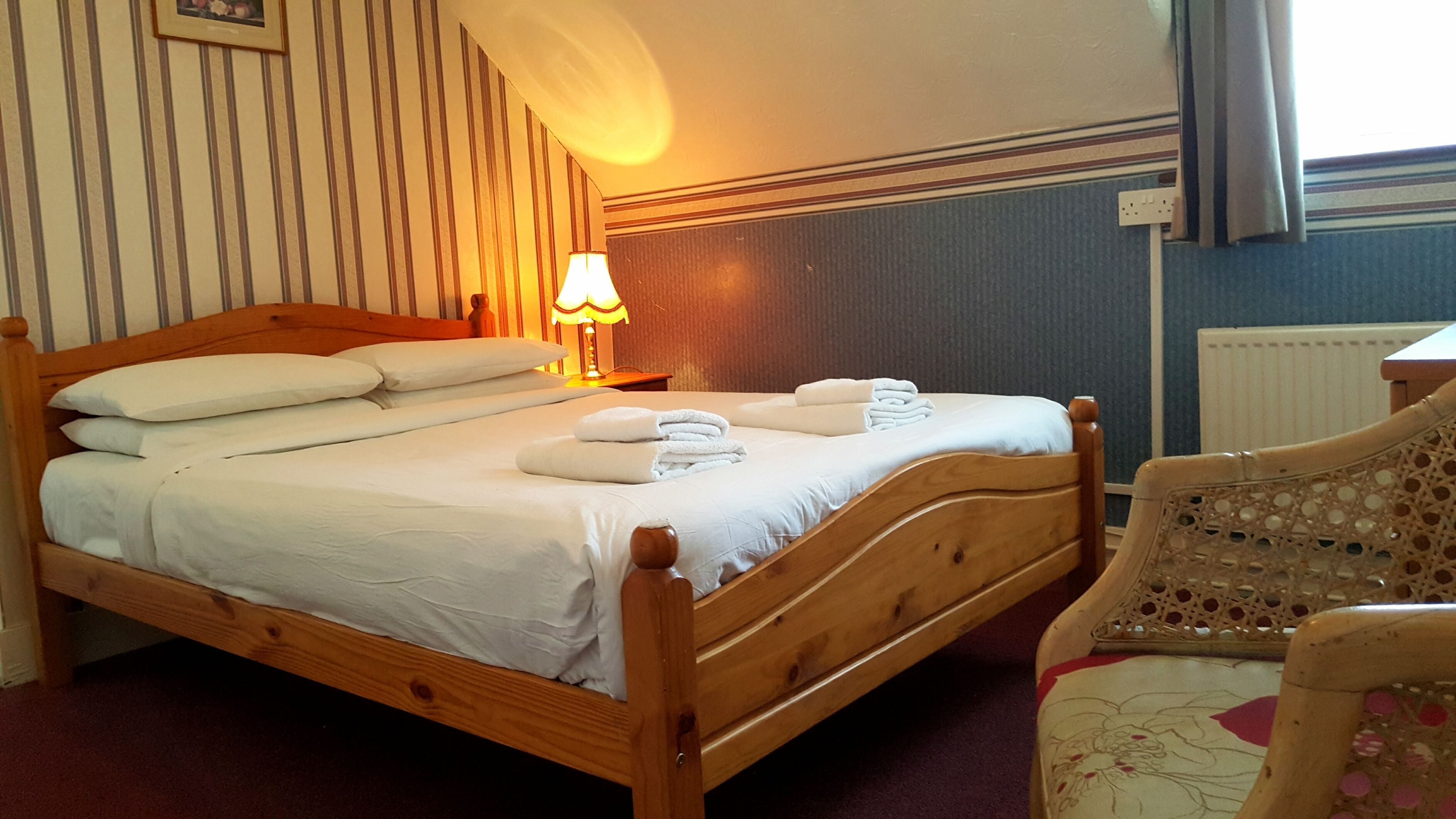 Desk, blackout drapes, free WiFi, bed sheets