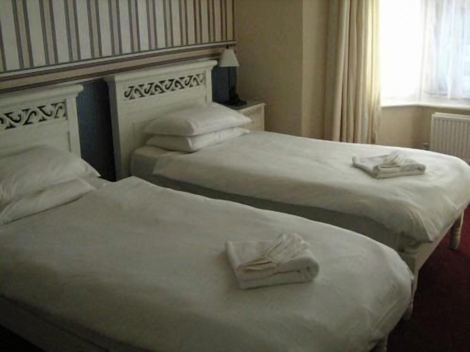 Desk, blackout drapes, free WiFi, bed sheets