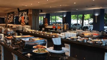 Tägliches Frühstücksbuffet (418 THB pro Person)