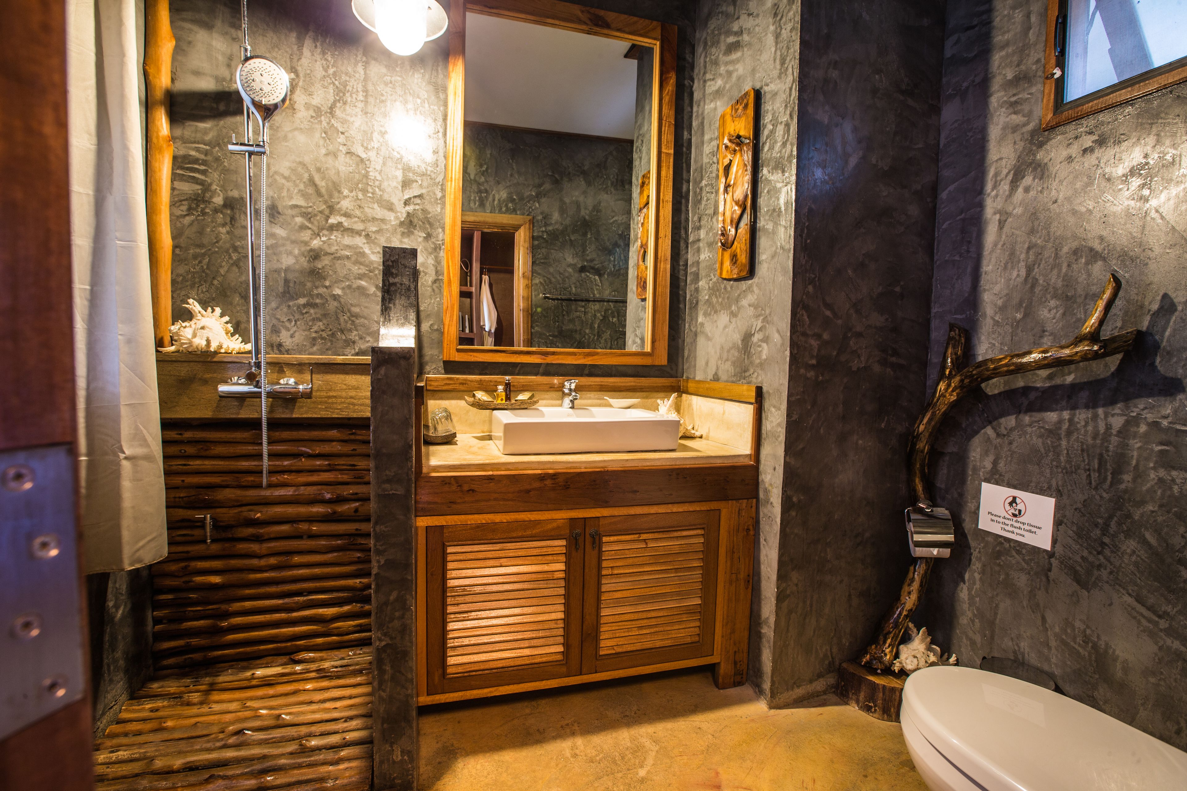 anda deluxe room | bathroom | shower, free toiletries, hair dryer, bathrobes