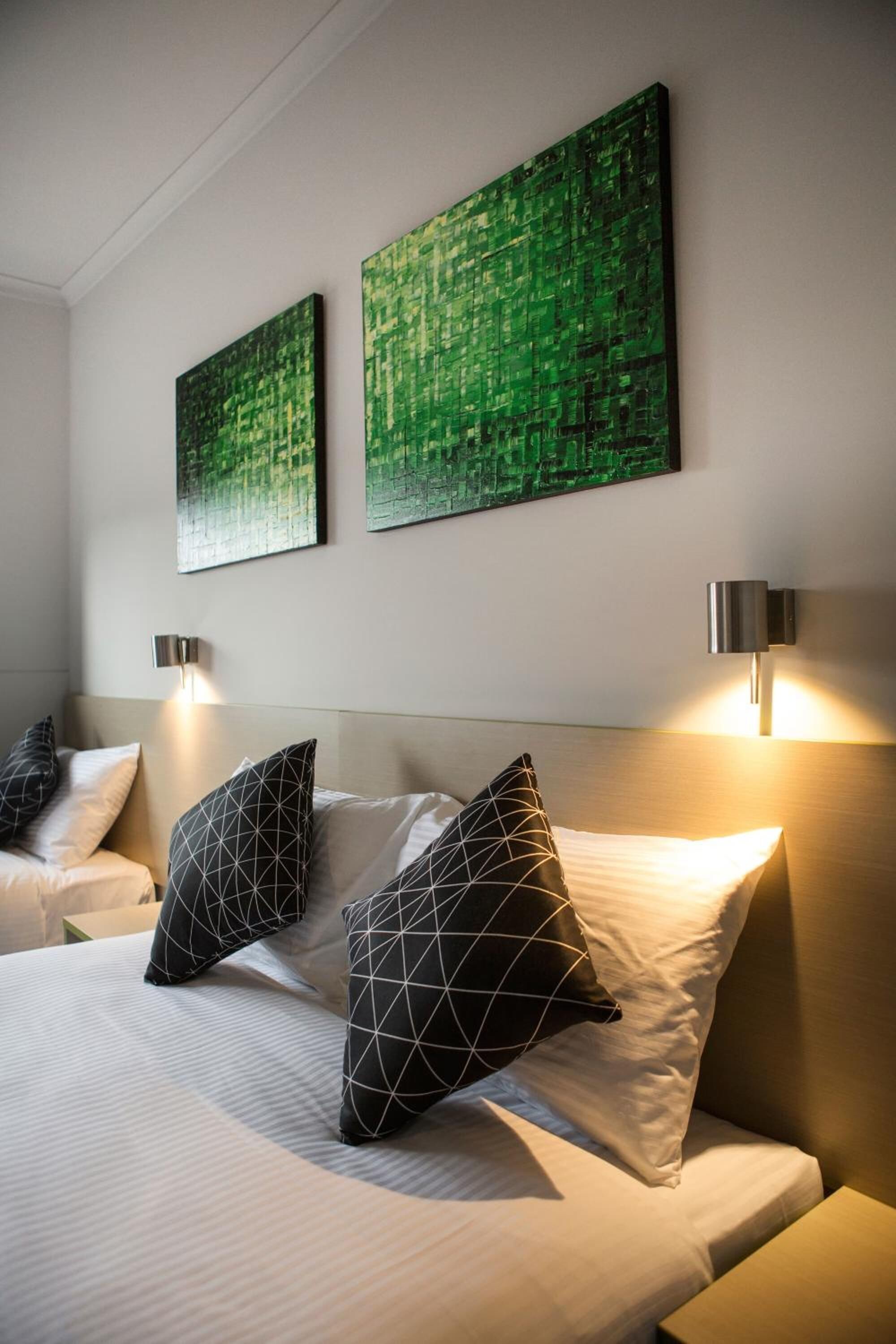 premium bedding, desk, iron/ironing board, cots/infant beds