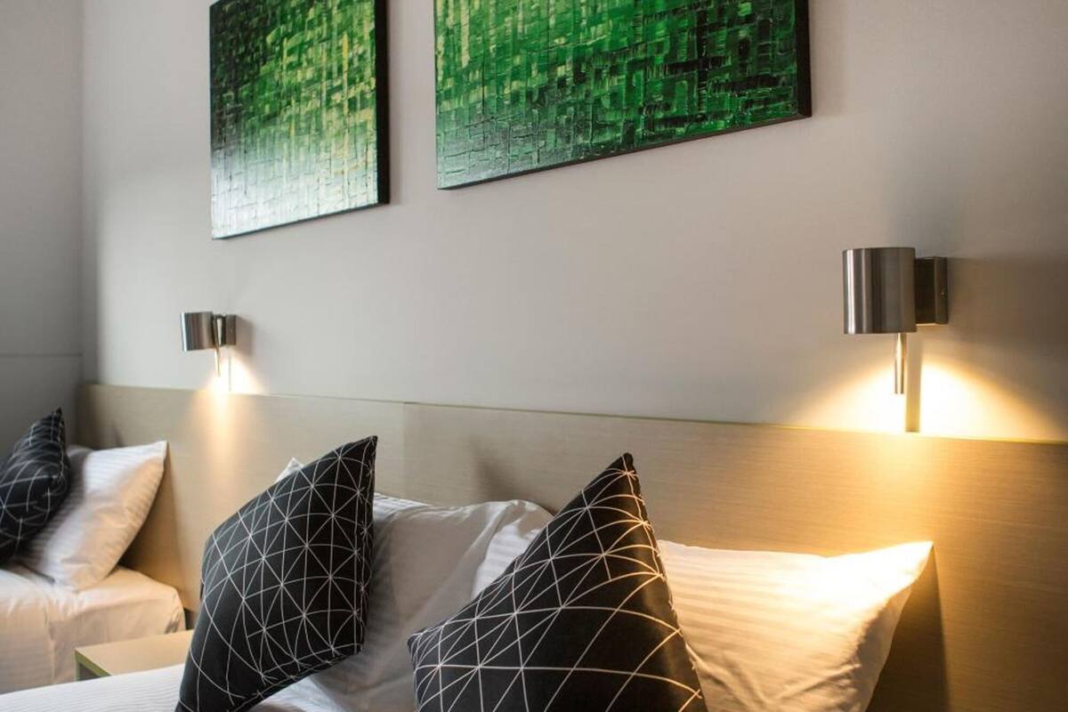 premium bedding, desk, iron/ironing board, cots/infant beds