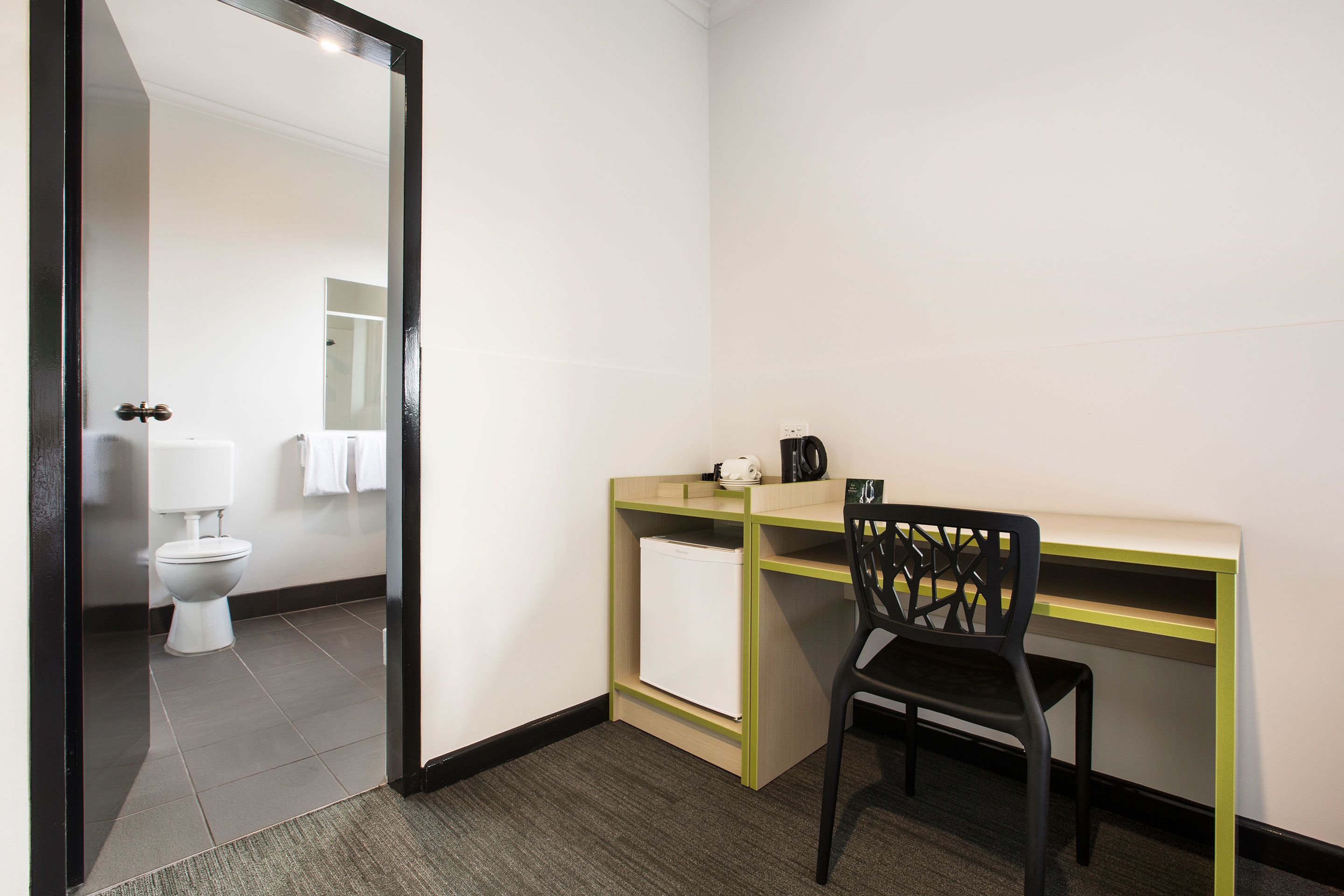 premium bedding, desk, iron/ironing board, cots/infant beds