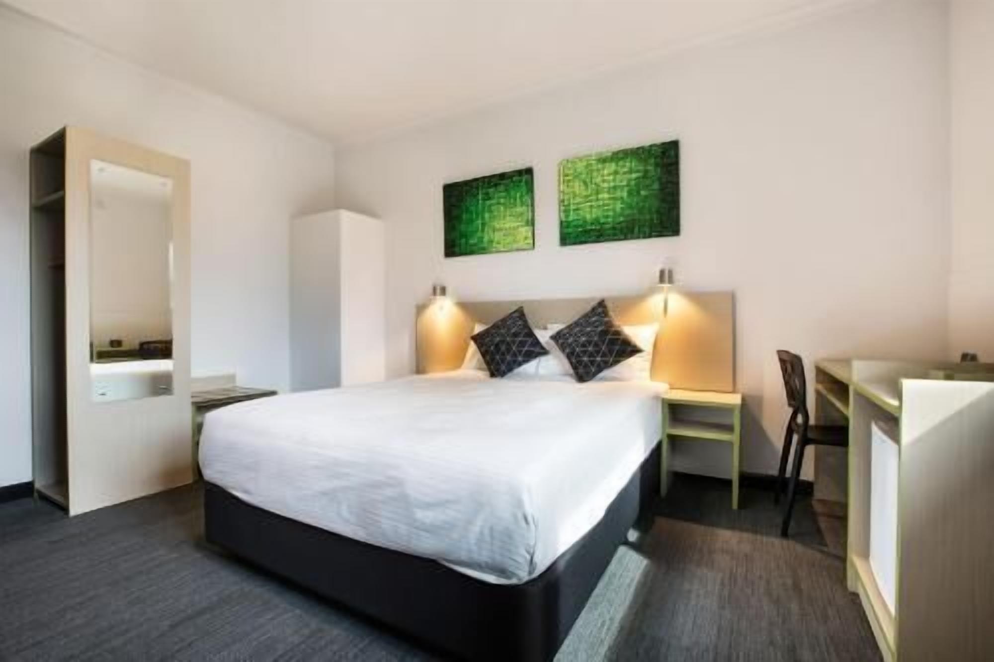 Premium bedding, desk, iron/ironing board, cots/infant beds