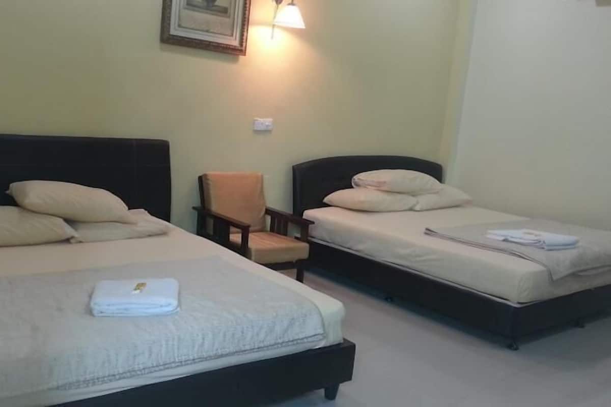 Phòng dành cho gia đình (5 Pax) | Bàn, bàn ủi/dụng cụ ủi quần áo, giường gấp/giường phụ (phụ phí)