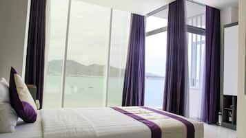 Minibar, desk, blackout curtains, rollaway beds