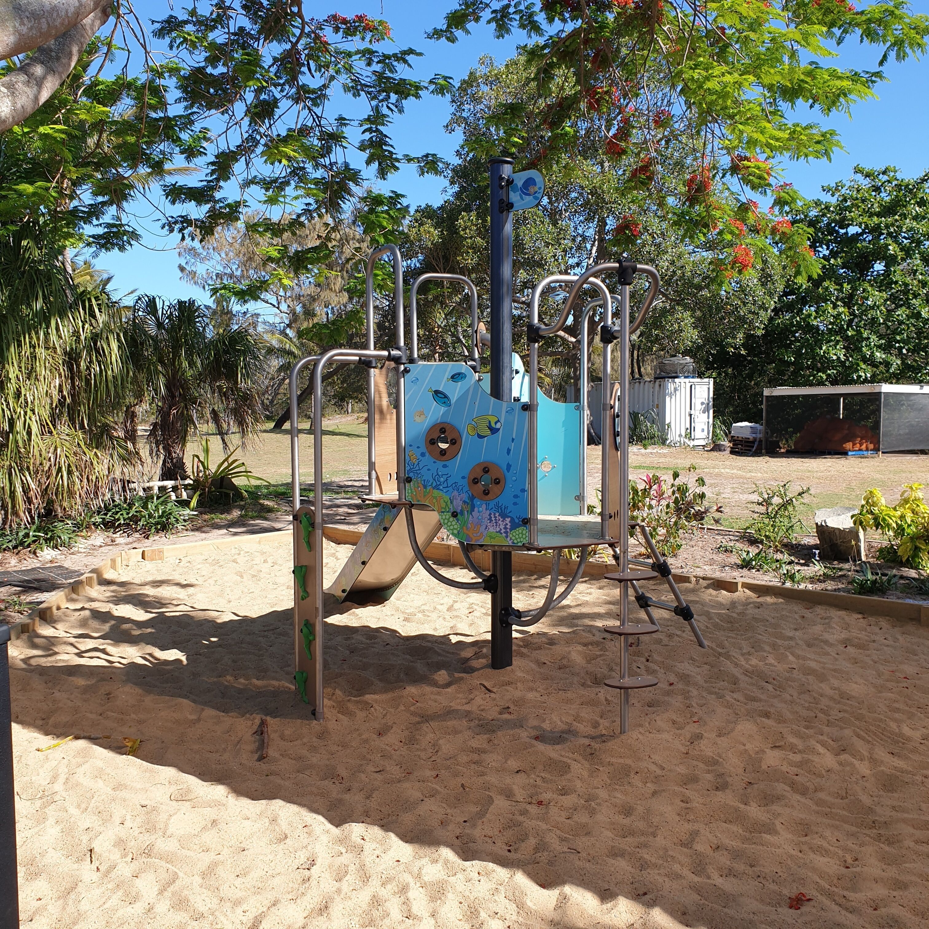 children’s play area – outdoor