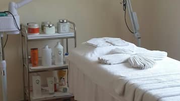 Sauna a vapor, tratamentos corporais, aromaterapia