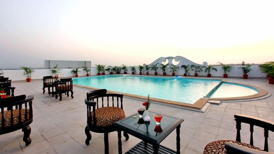 Hotel Airlink Castle