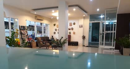 S2S Queen Trang Hotel