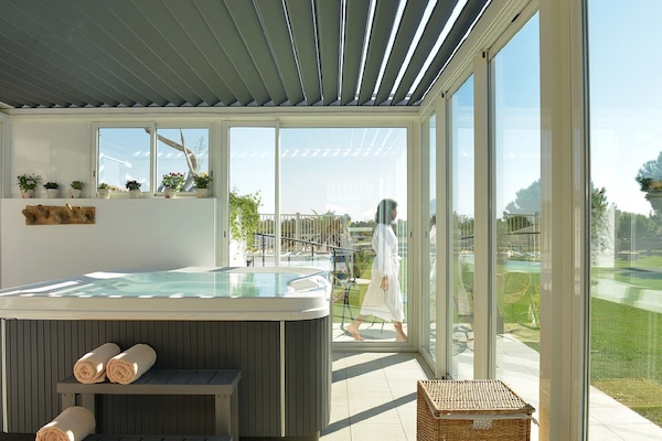 Sauna, hot tub, massages