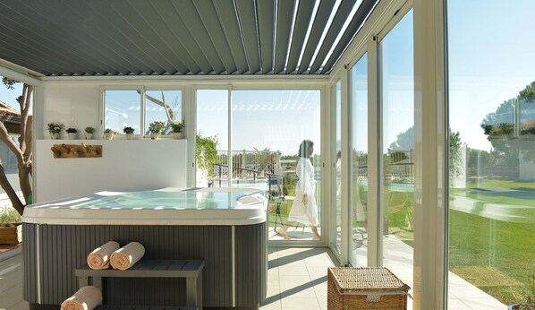 Sauna, hot tub, massages - Hôtel Mas de la Grenouillère (Saintes-Maries-de-la-Mer)