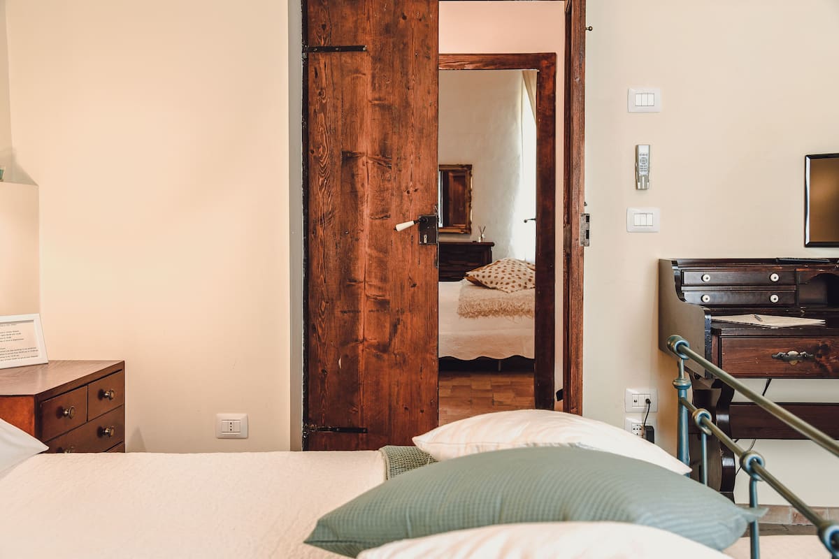 Junior Double Room, Vineyard View | Egyptian cotton sheets, premium bedding, down comforters, minibar