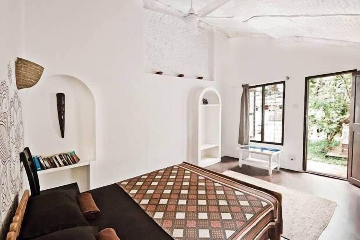 In-room safe, iron/ironing board, rollaway beds, free WiFi