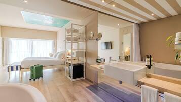 Deluxe Double Room, Sea View | View from room