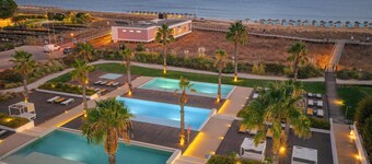 เปสตานา อัลวอร์ เซาท์บีช พรีเมียม สวีท โรงแรม