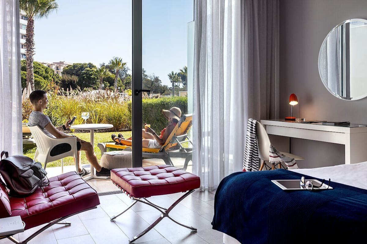 deluxe double or twin room, pool view | view from room