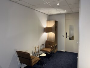 In-room safe, free WiFi, bed sheets - Sea You Hotel Noordwijk (Noordwijk)