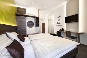 Standard Twin Room, 1 Bedroom | In-room safe, desk, soundproofing, free WiFi - eee Hotel MARCHTRENK (Marchtrenk)