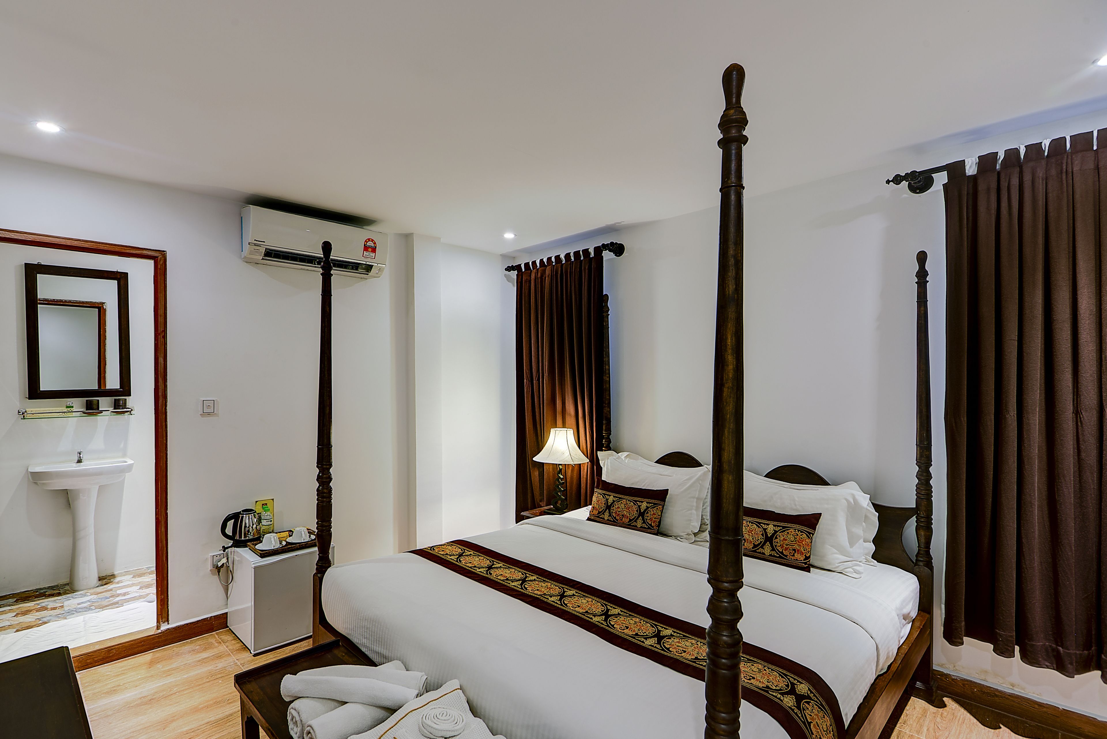 standard duplex, 1 bedroom, non smoking | 1 bedroom, premium bedding, minibar, in-room safe