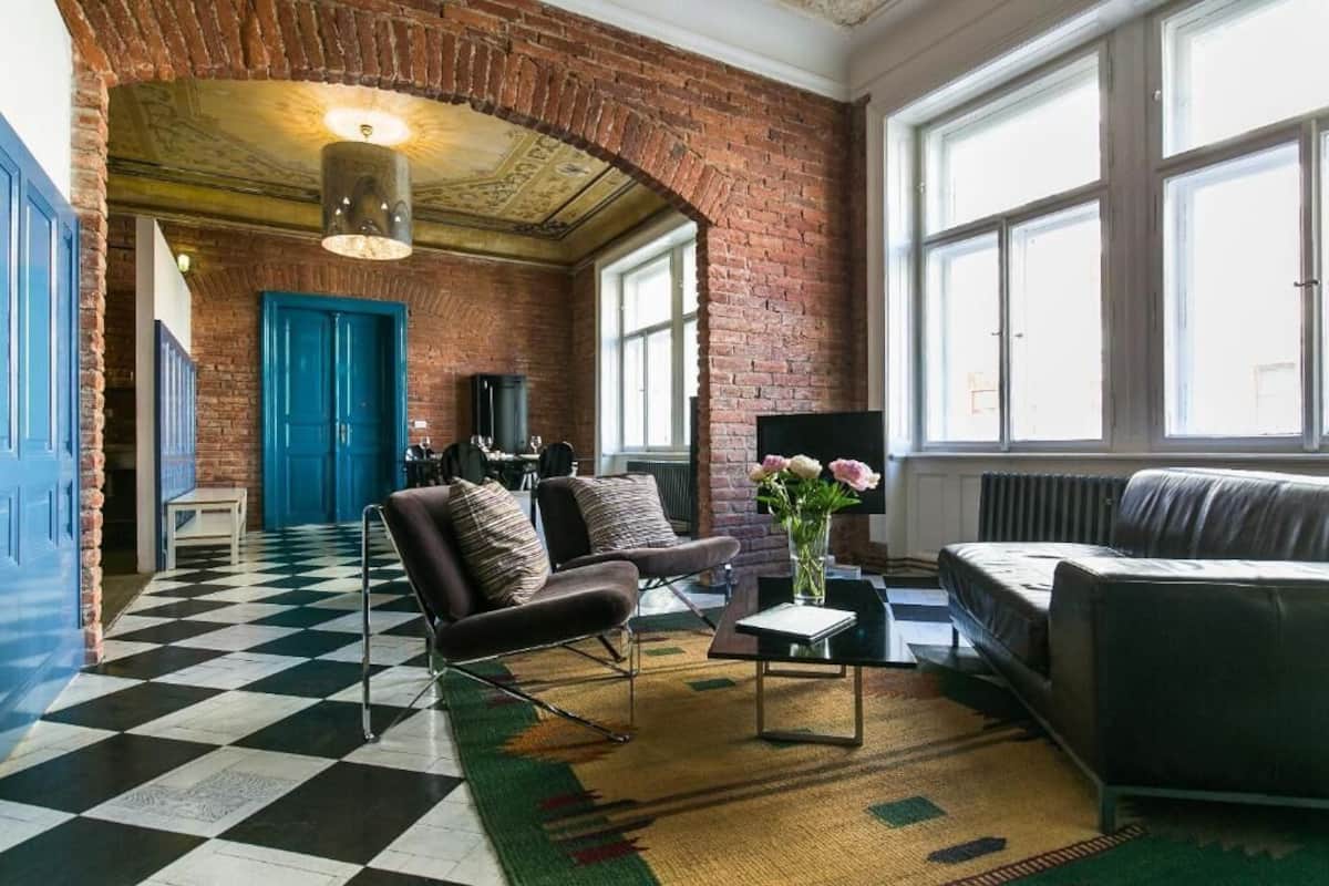 Design-Apartment, 2 Schlafzimmer, 2 Bäder, Stadtblick | Wohnbereich
