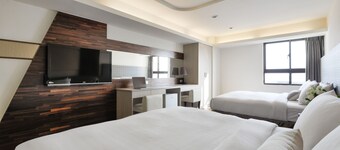 Taichung Saint Hotel