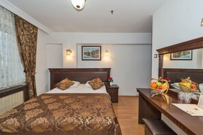 Egyptian cotton sheets, premium bedding, pillow-top beds, minibar