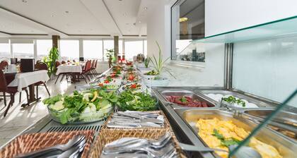 Kuran Hotel International