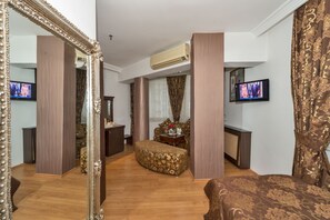 Suite, 1 Bedroom, Jetted Tub, Sea View | Egyptian cotton sheets, premium bedding, pillowtop beds, minibar - Kuran Hotel International (Istanbul)