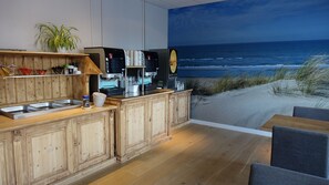 Desayuno buffet incluido todos los días