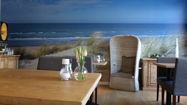 Desayuno buffet incluido todos los días