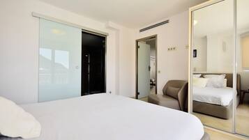 Penthouse de lujo, 2 habitaciones, vista al océano | 2 habitaciones y ropa de cama de alta calidad