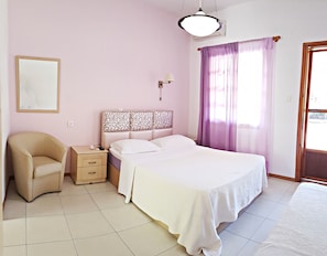 Standard-Studio, 1 Schlafzimmer | Bügeleisen/Bügelbrett, kostenlose Babybetten