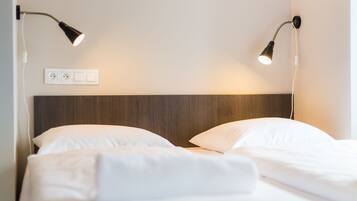 Blackout curtains, free WiFi, bed sheets