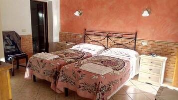 Free WiFi, bed sheets, wheelchair access