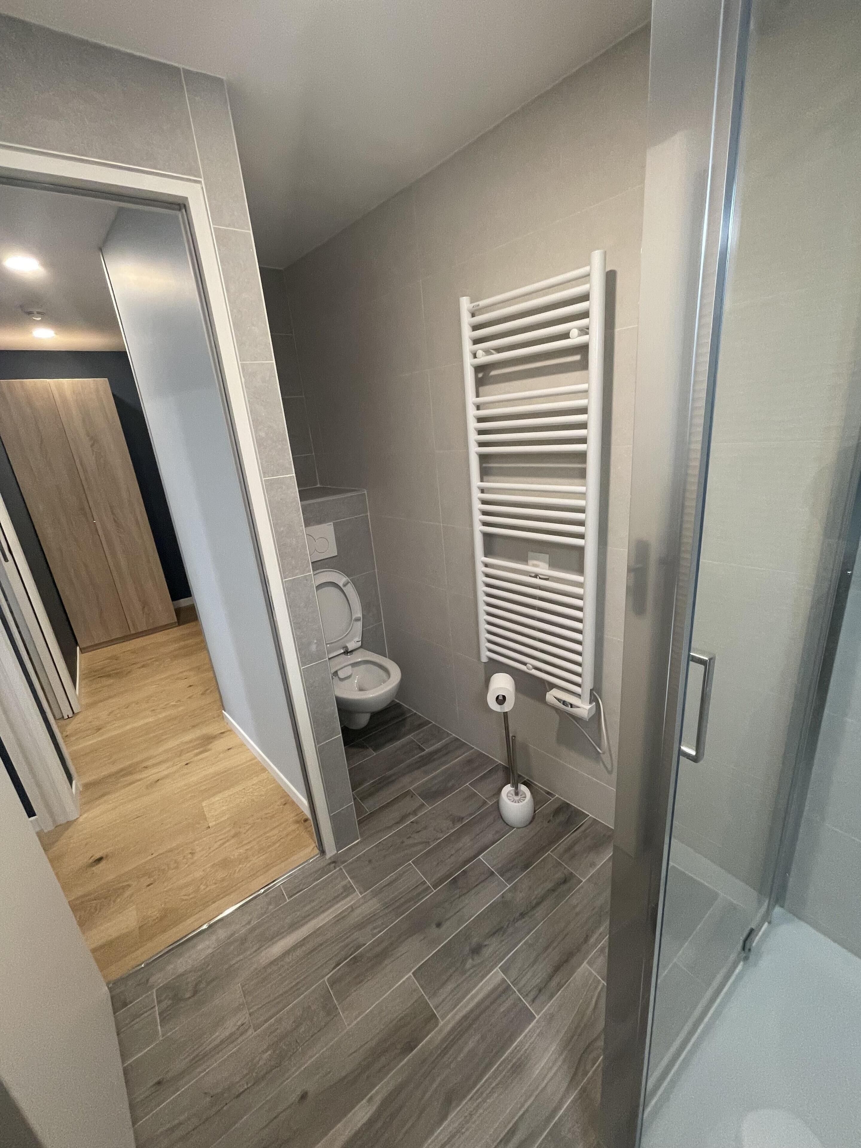 duplex, ensuite | bathroom