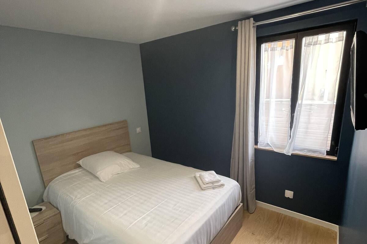 Appartement Duplex, salle de bains attenante