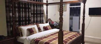 Campbell Hotel Accra