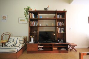 Standard Apartment, 2 Bedrooms, Kitchen, Beachside | Room amenity - Visconde 204 (Rio de Janeiro)