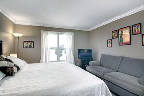1 bedroom, premium bedding, pillow-top beds, individually decorated - Cobblestone Bed and Breakfast (Niagara-on-the-Lake)